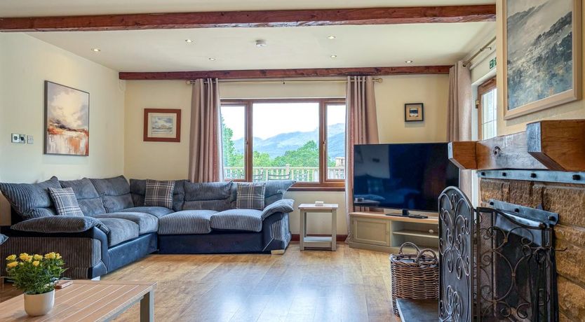 Photo of 5 Bed in Arrochar