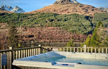 5 Bed in Arrochar Holiday Cottage