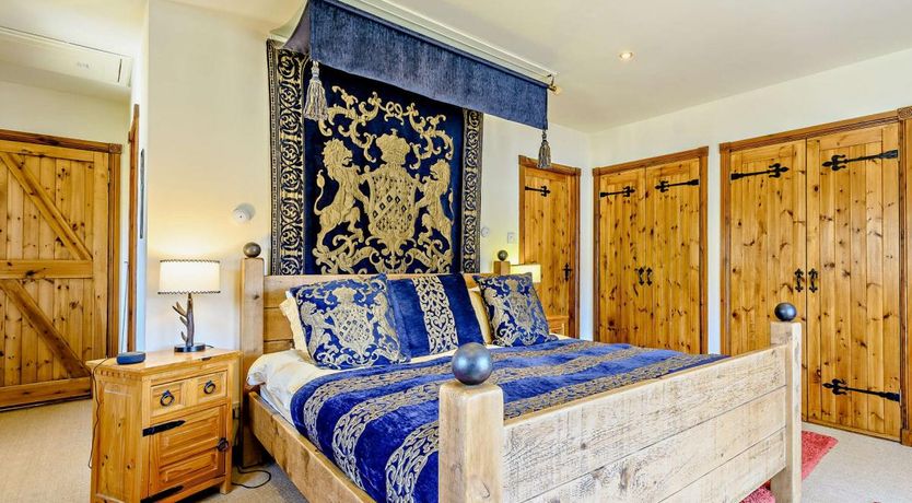 Photo of 5 Bed in Arrochar