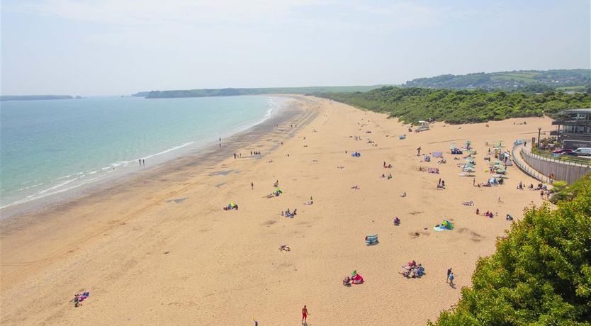 Photo of 2 Bed in Tenby