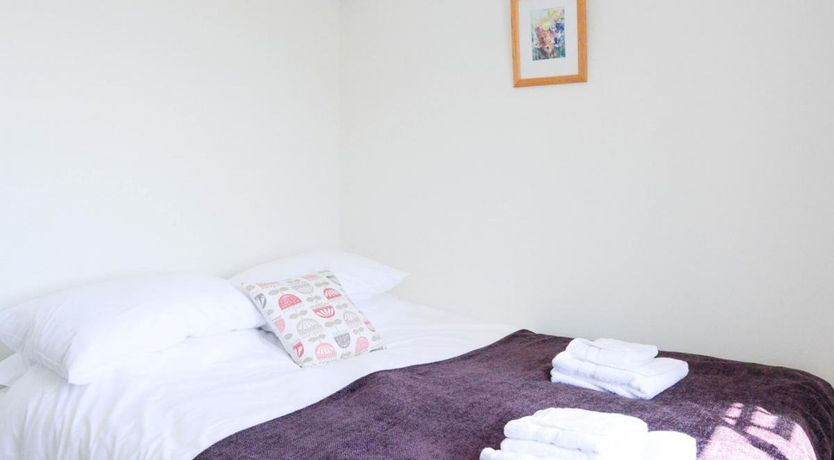 Photo of 3 Bed in St Marys Bay