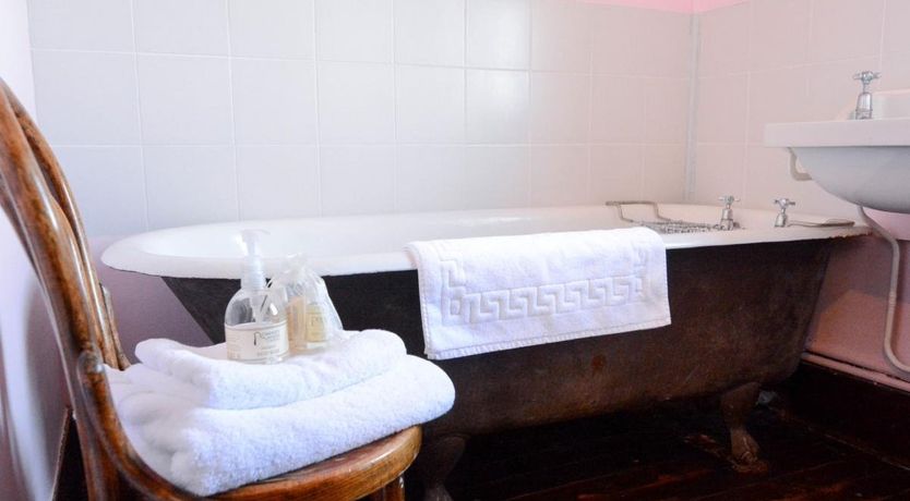 Photo of 3 Bed in St Marys Bay