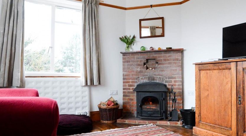 Photo of 3 Bed in St Marys Bay