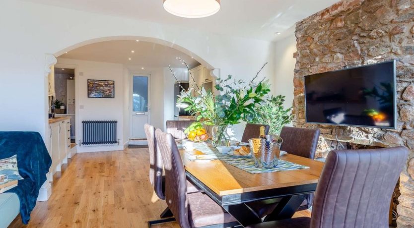 Photo of 3 Bed in Brixham