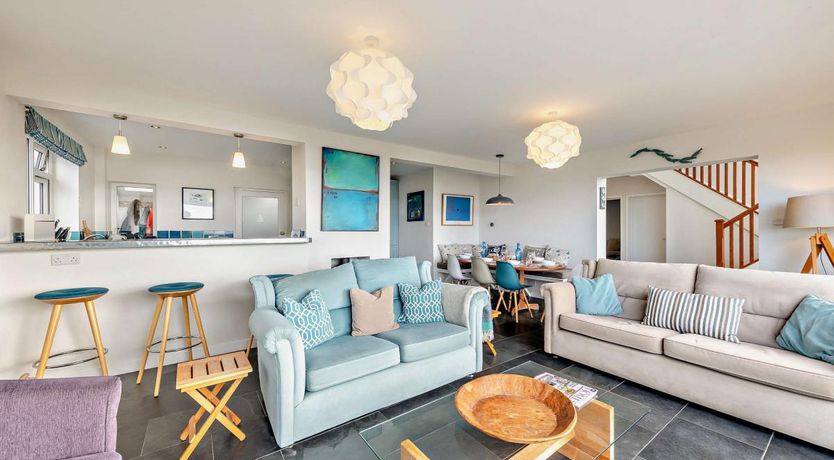 Photo of 4 Bed in Aberdovey