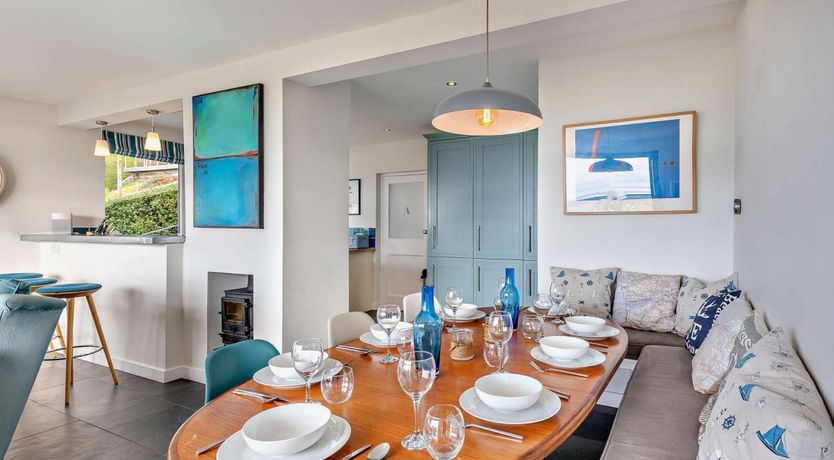 Photo of 4 Bed in Aberdovey