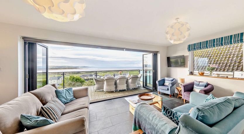 Photo of 4 Bed in Aberdovey