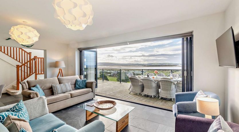 Photo of 4 Bed in Aberdovey