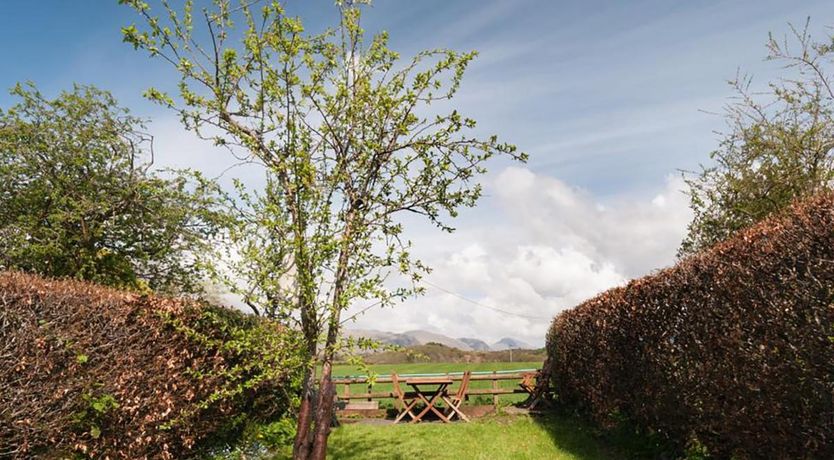 Photo of 2 Bed in Santon