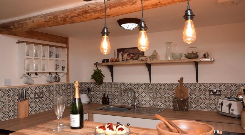 Photo of 2 Bed in Dainton