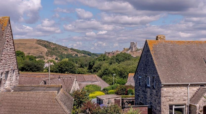 Photo of 3 Bed in Corfe Castle