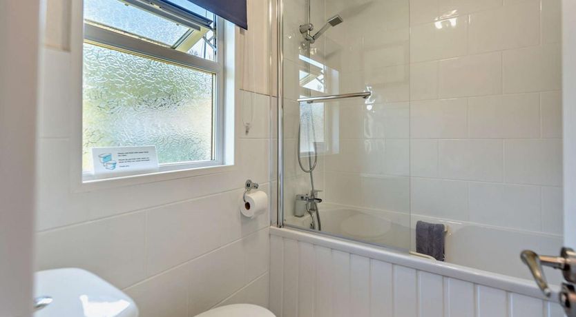 Photo of 2 Bed in Stepaside