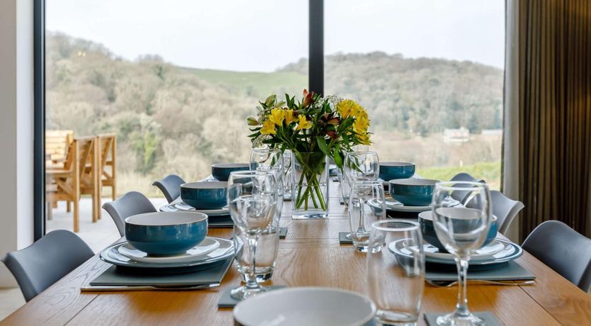 Photo of 4 Bed in Ilfracombe