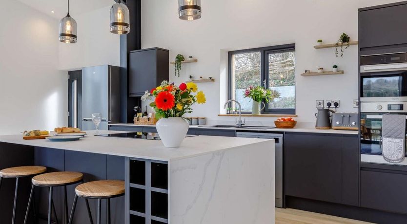 Photo of 4 Bed in Berrynarbor