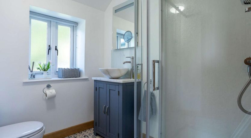Photo of 1 Bed in Axminster