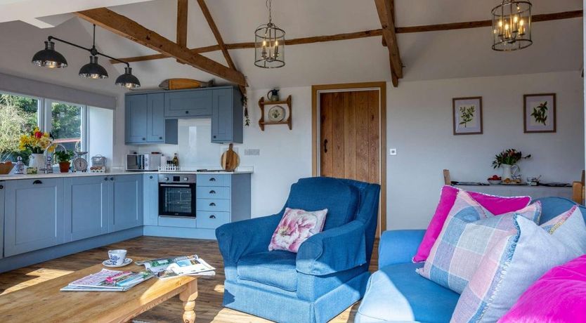 Photo of 1 Bed in Tytherleigh