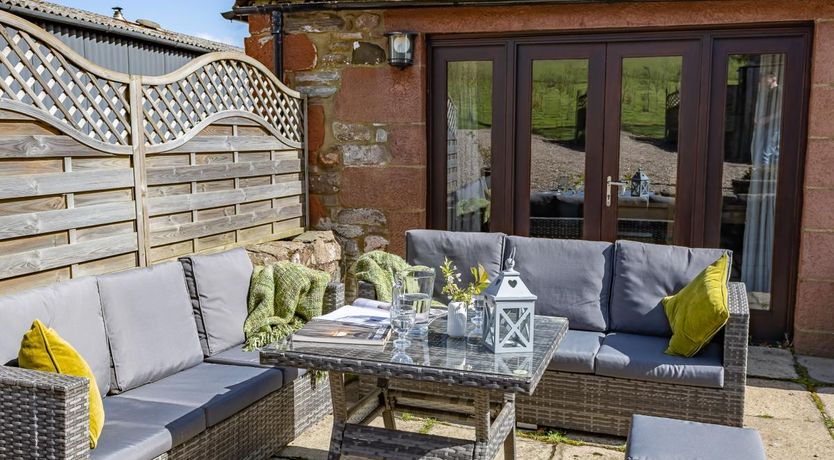 Photo of 2 Bed in Abernyte