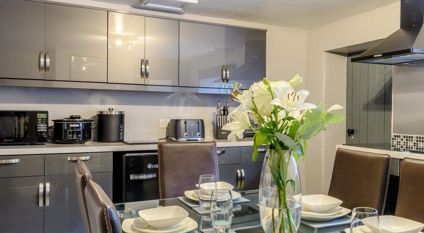 Photo of 3 Bed in Cromford