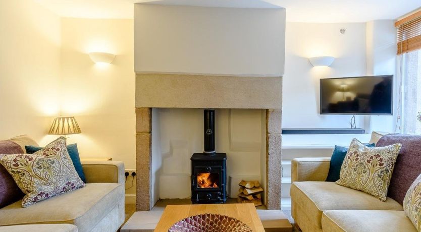 Photo of 3 Bed in Cromford