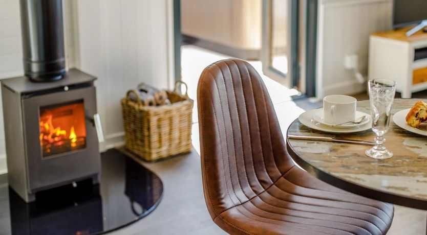 Photo of 1 Bed in Whitsand Bay