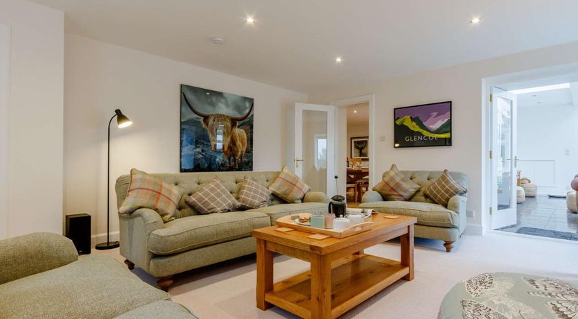 Photo of 5 Bed in Inverurie