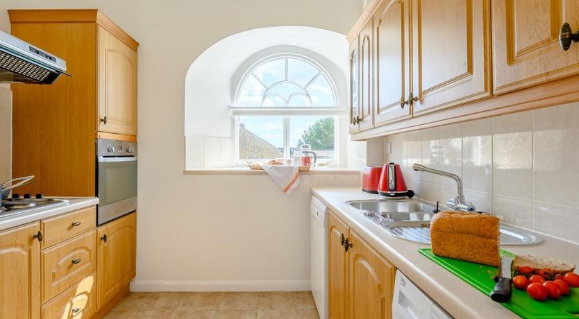 Photo of 2 Bed in Beaminster