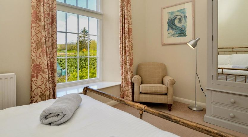 Photo of 2 Bed in Beaminster