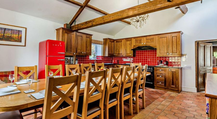 Photo of 6 Bed in Troutbeck Bridge