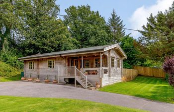 2 Bed in Blandford Forum Holiday Cottage