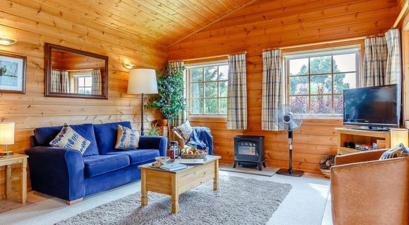 Photo of 2 Bed in Child Okeford