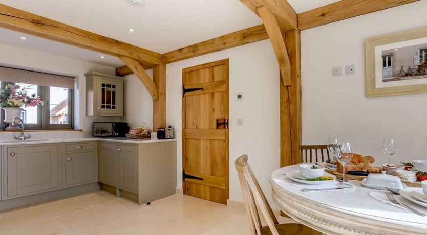 Photo of 2 Bed in Newton Tracey