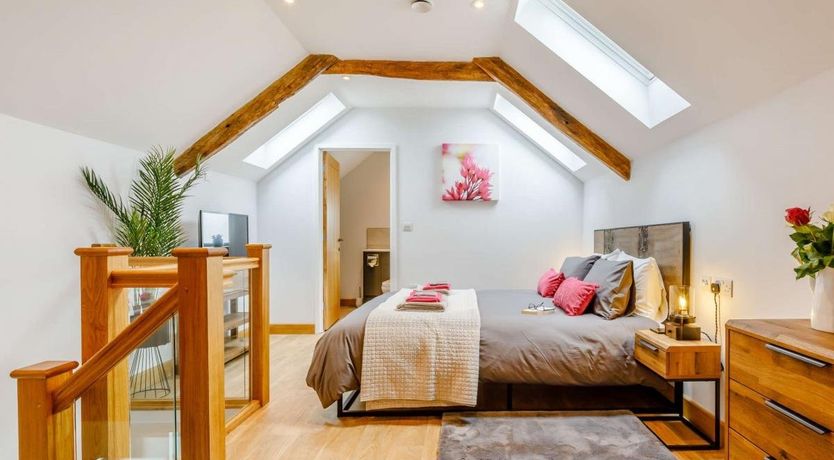 Photo of 1 Bed in Atherington