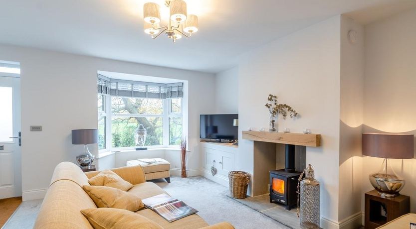 Photo of 3 Bed in Pannal