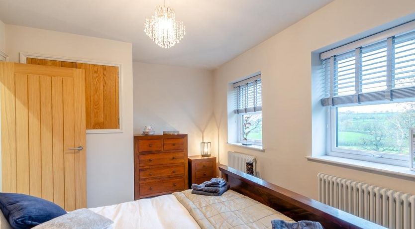 Photo of 3 Bed in Pannal