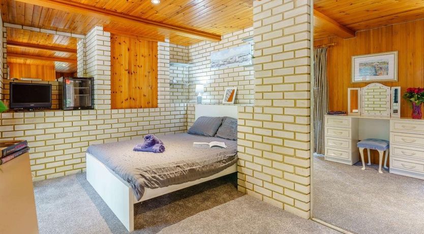 Photo of 1 Bed in Sandown