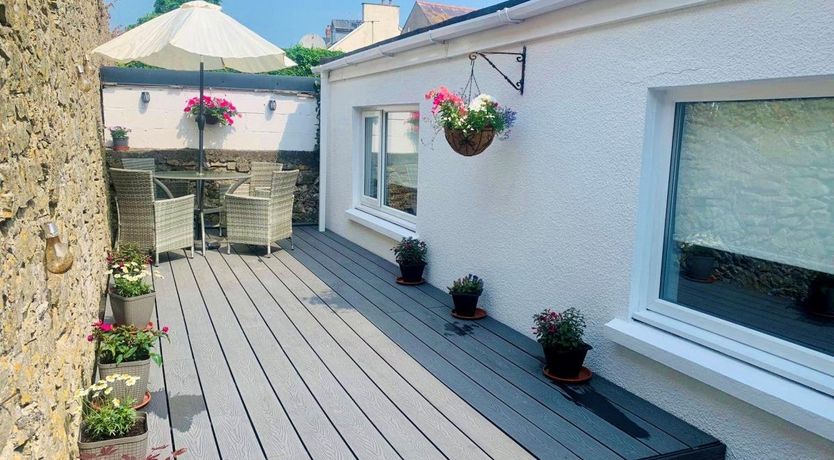 Photo of 2 Bed in Tenby