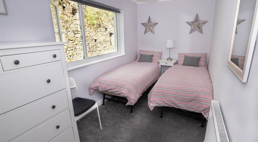 Photo of 2 Bed in Tenby