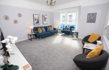2 Bed in Tenby Apartment