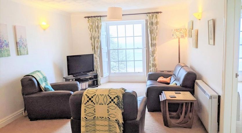 Photo of 2 Bed in Tenby