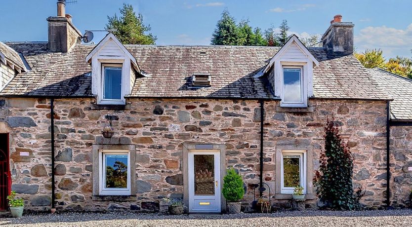 Photo of Cottage in Stirling and Clackmannanshire