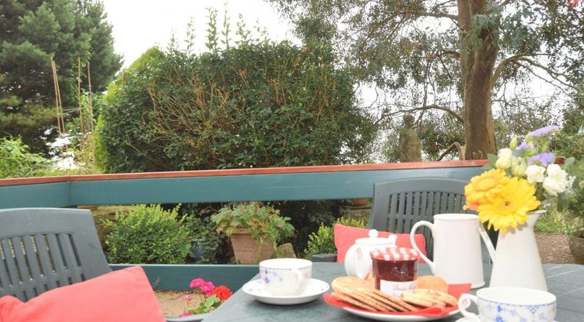 Photo of 1 Bed in Llangenny