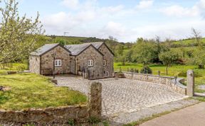 Photo of 2 Bed in St. Austell