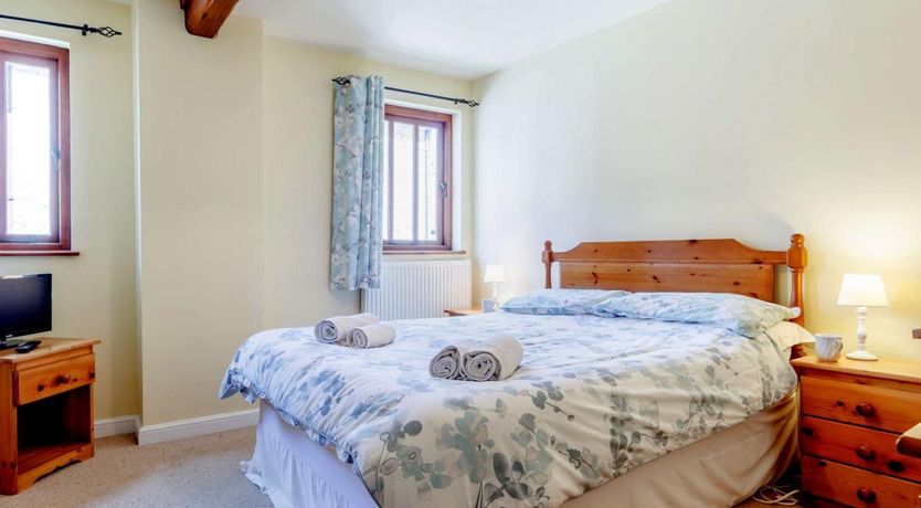 Photo of 6 Bed in Llanfrynach