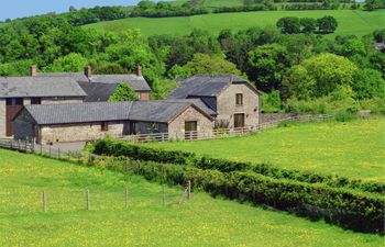 Barn in Mid Wales Holiday Cottage