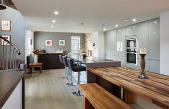 2 Bed in Tenby Apartment