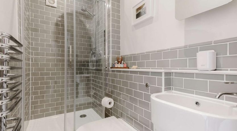 Photo of 4 Bed in Broadstairs