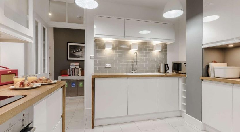 Photo of 4 Bed in Broadstairs