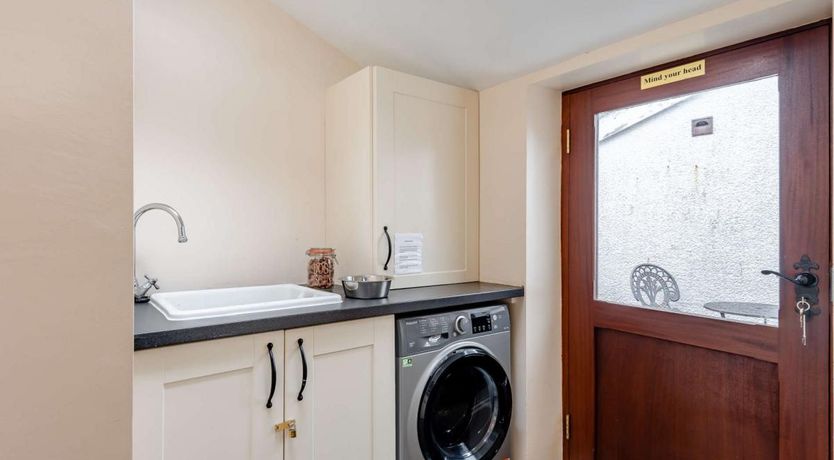 Photo of 2 Bed in Abergynolwyn