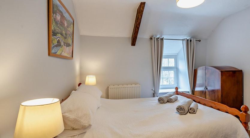 Photo of 2 Bed in Llangynidr