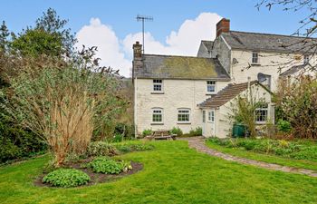 2 Bed in Crickhowell Holiday Cottage